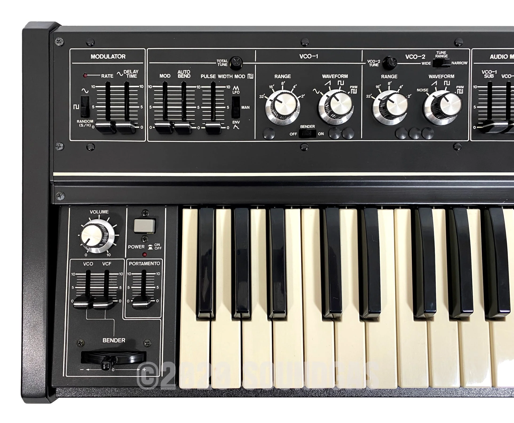Roland SH-2 Synthesizer - Image 4