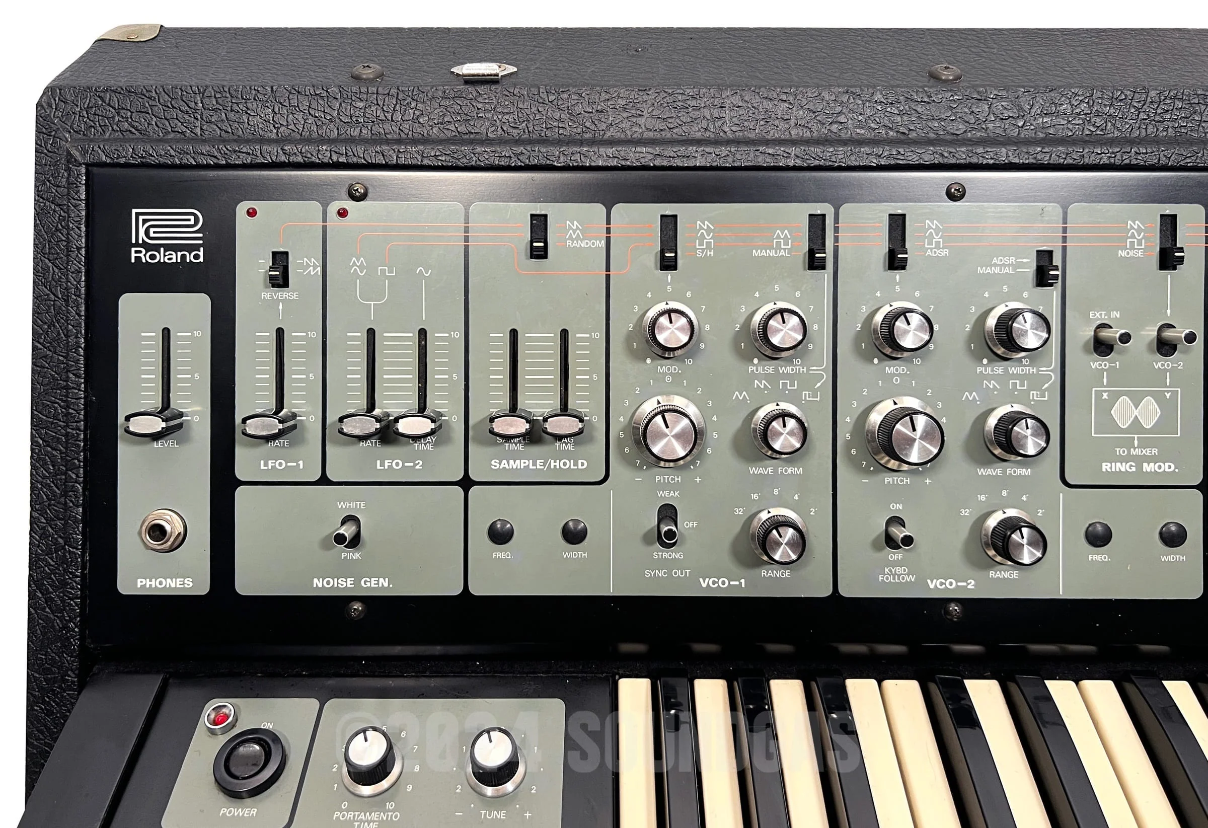 Roland SH-5 Synthesizer - Image 2