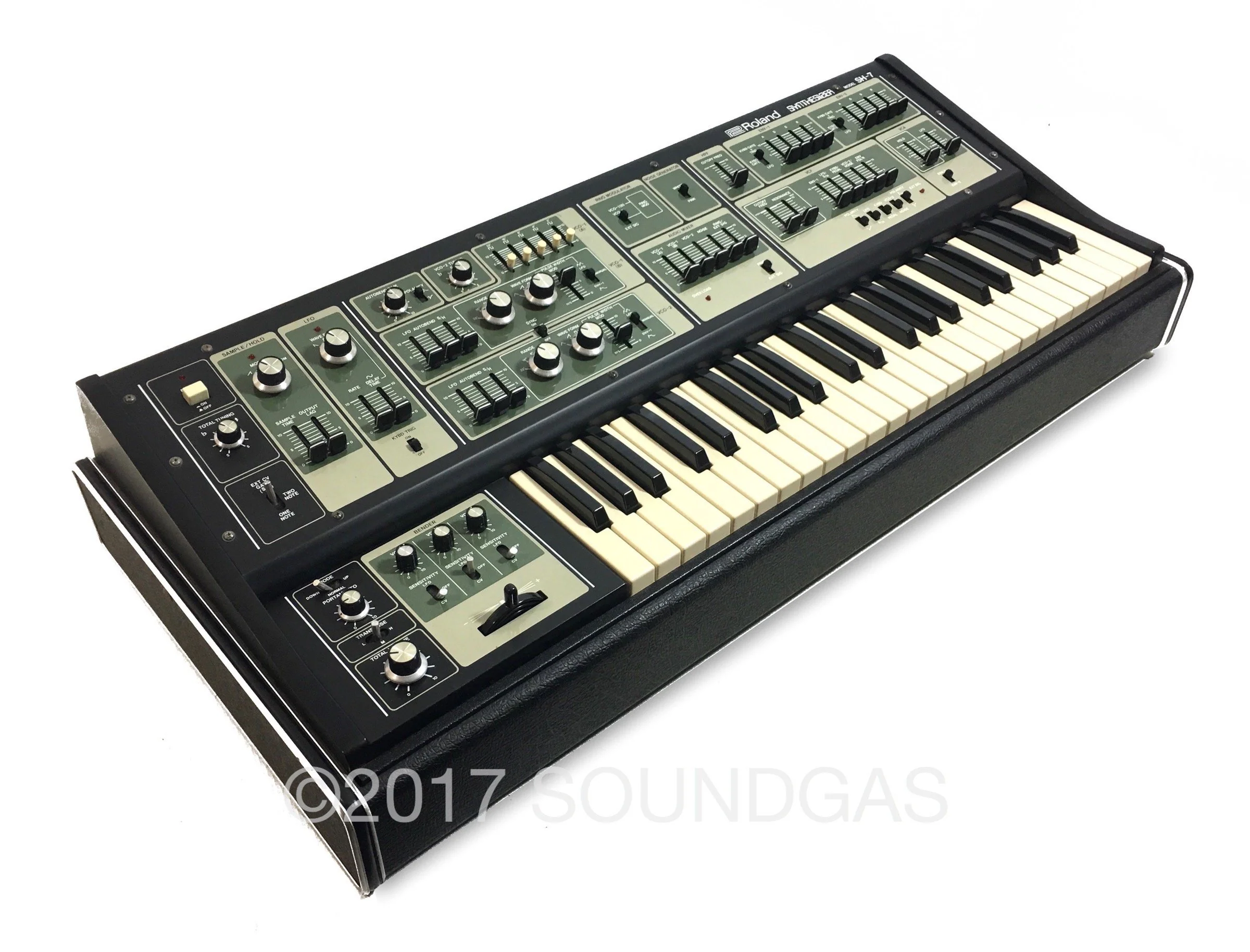 Roland SH-7 Synthesizer - Image 10