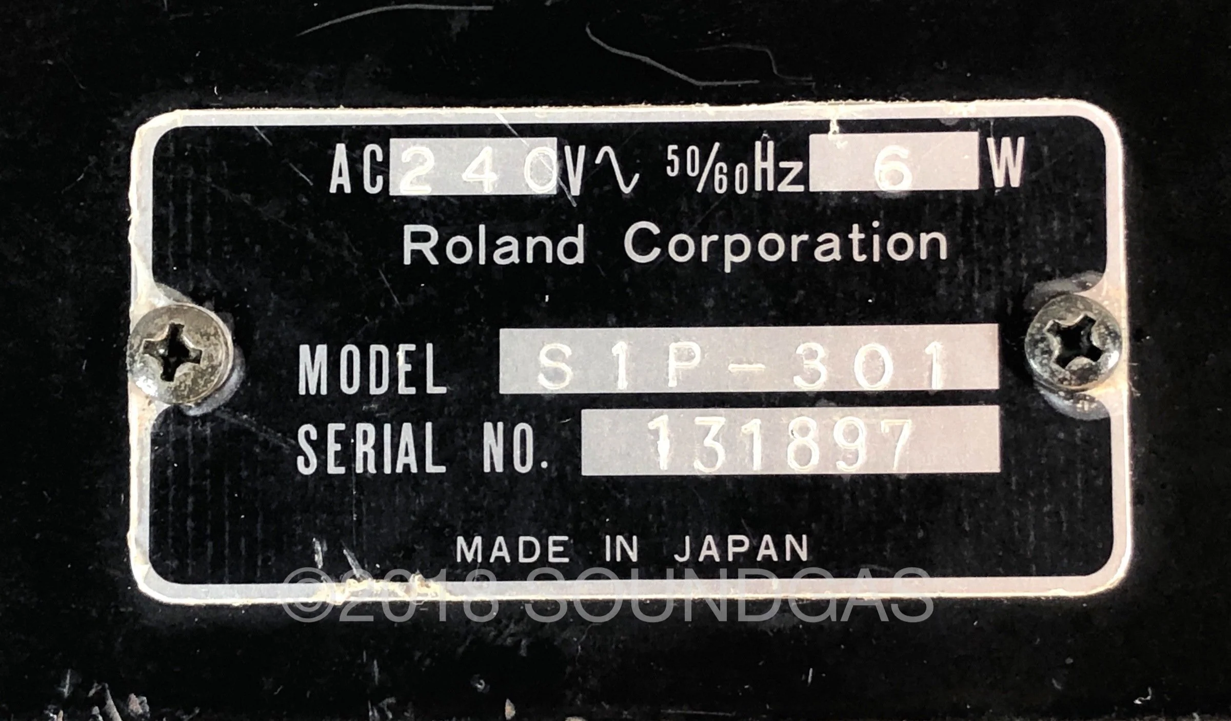 Roland SIP-301 Bass Guitar Pre-Amp - Image 5