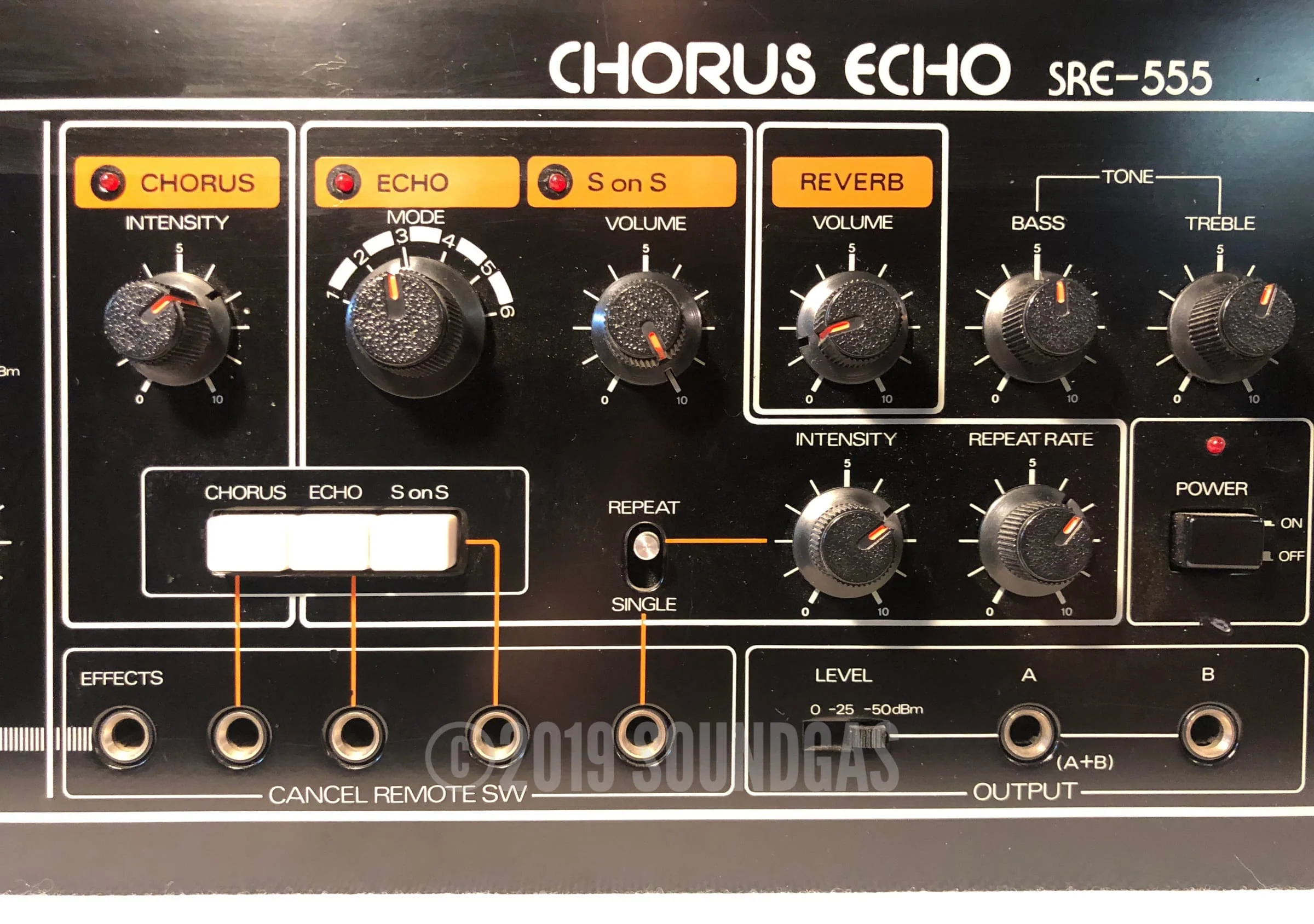 Roland SRE-555 Chorus Echo - Image 4