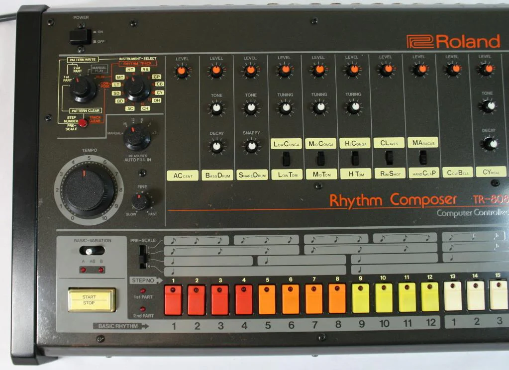 ROLAND TR-808 - Image 10