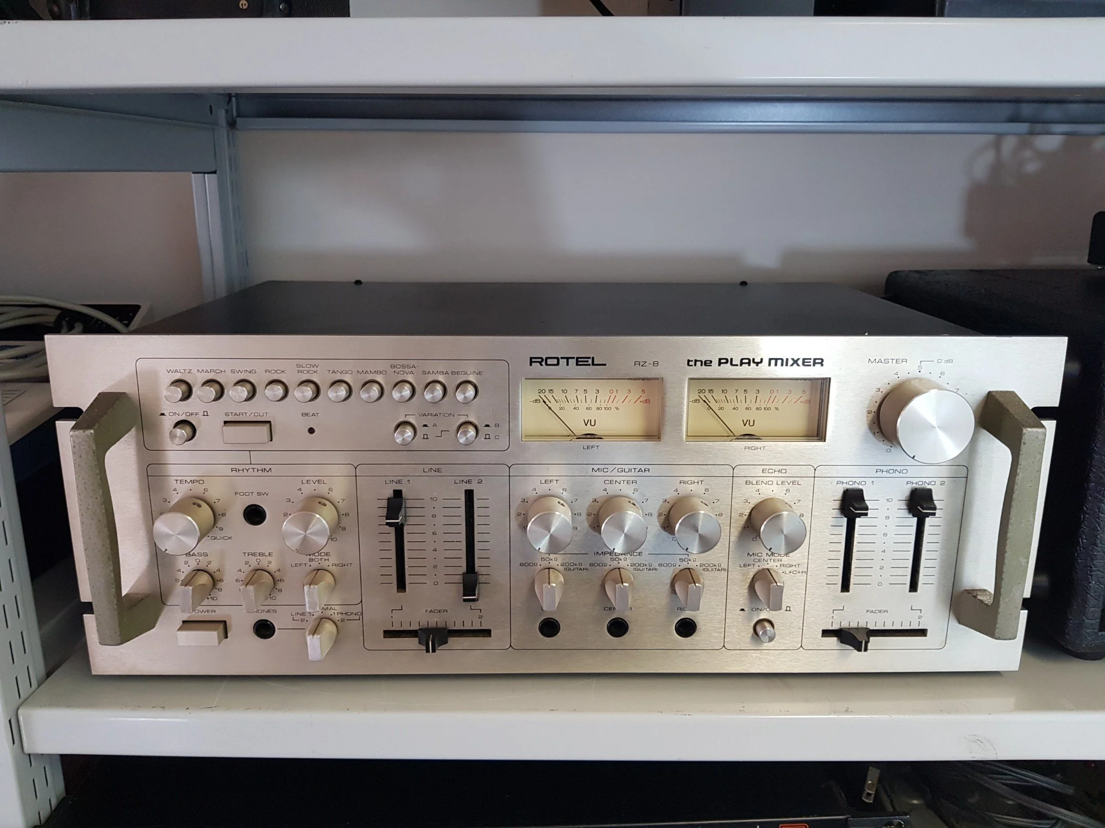 Rotel RZ-8 The Play Mixer - Image 2