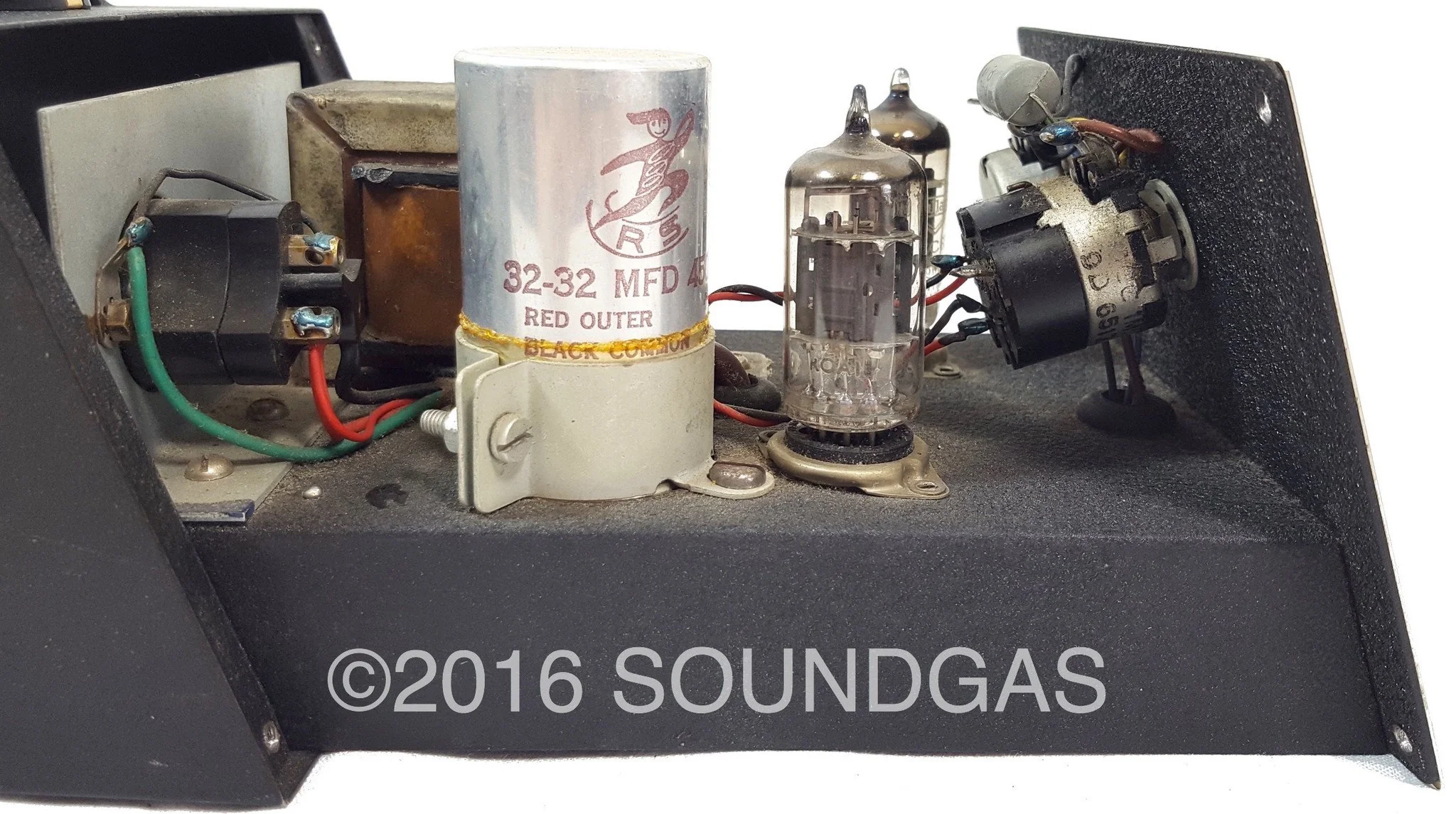 Selmer Tremolo - Image 13