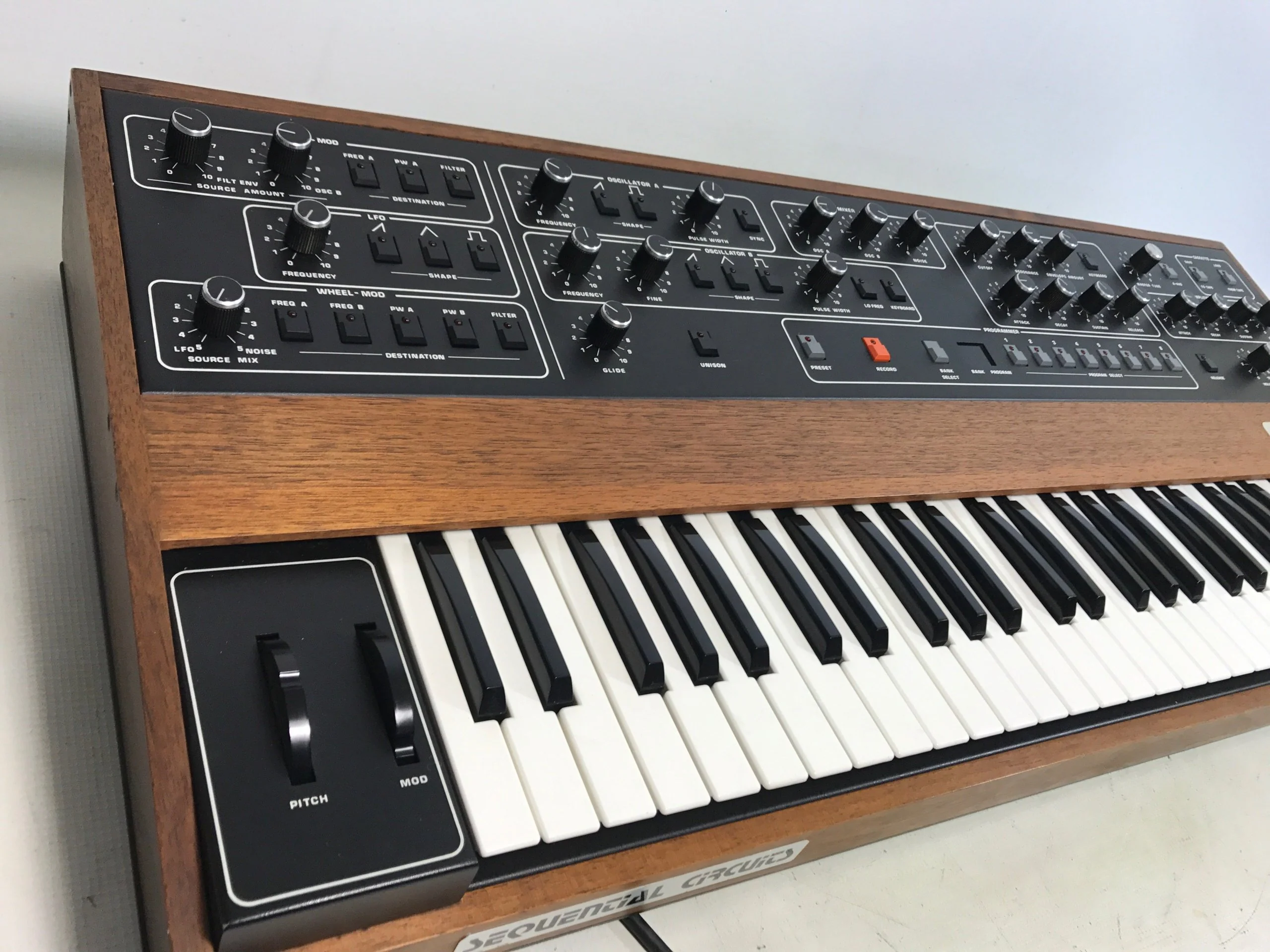 Sequential Circuits Prophet 5 Rev 3.2 - Image 8