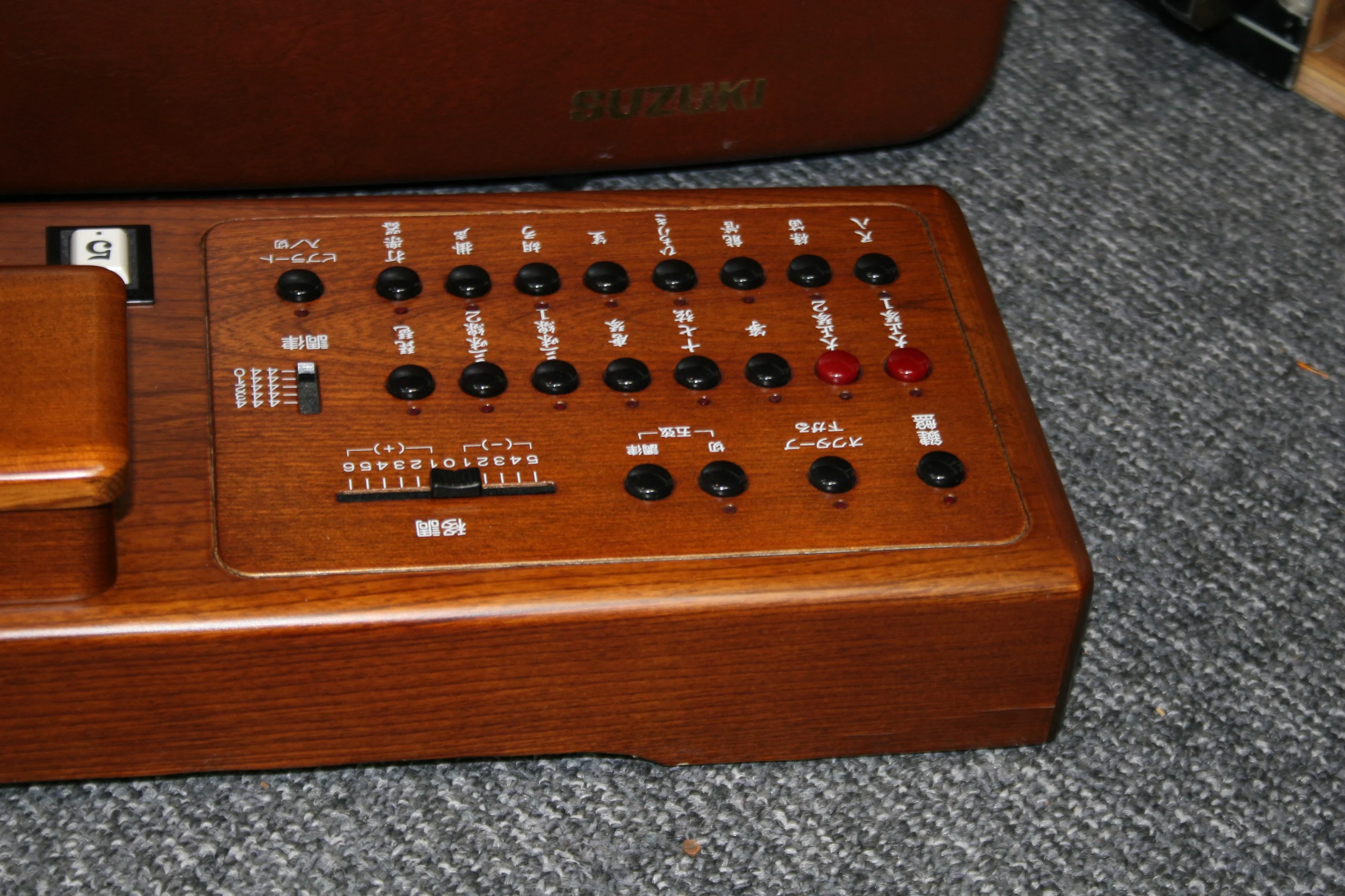 Suzuki TES-100 Waraku Koto Synth - Image 4