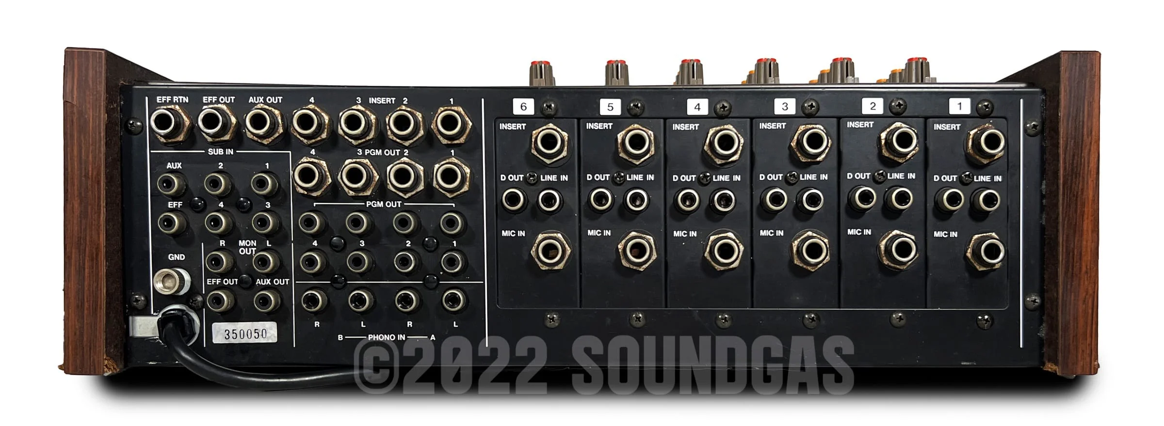 Tascam M-106 Mixer - Image 7