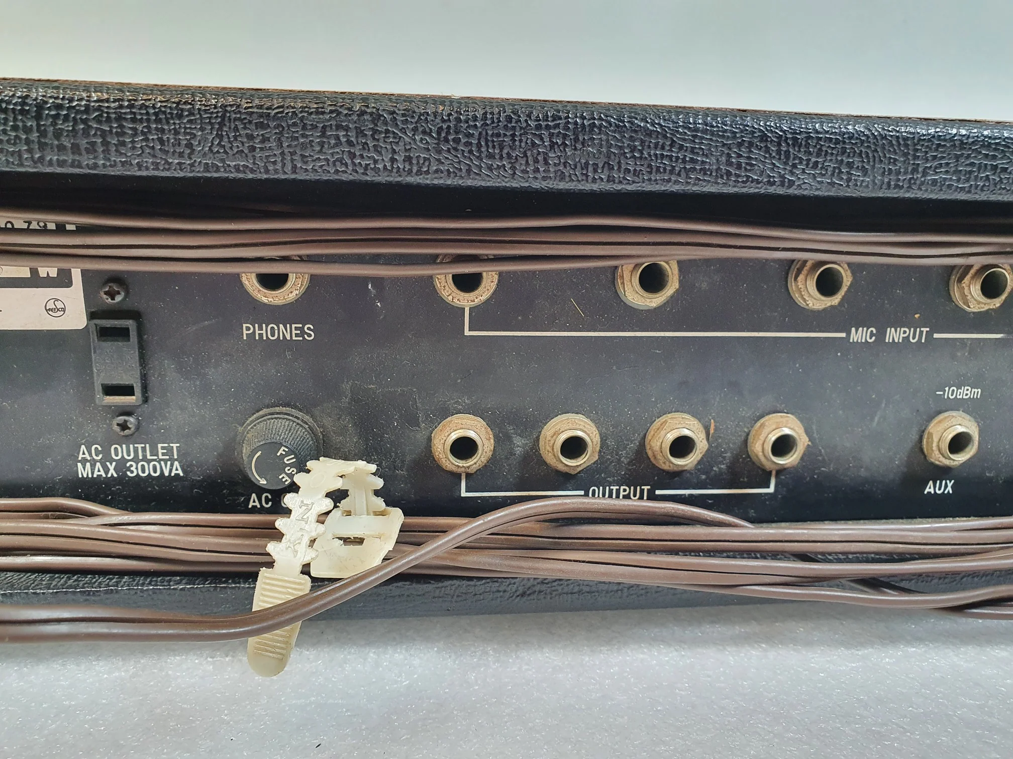 Teisco MX-600 6 Channel Mixer + Reverb - Image 6
