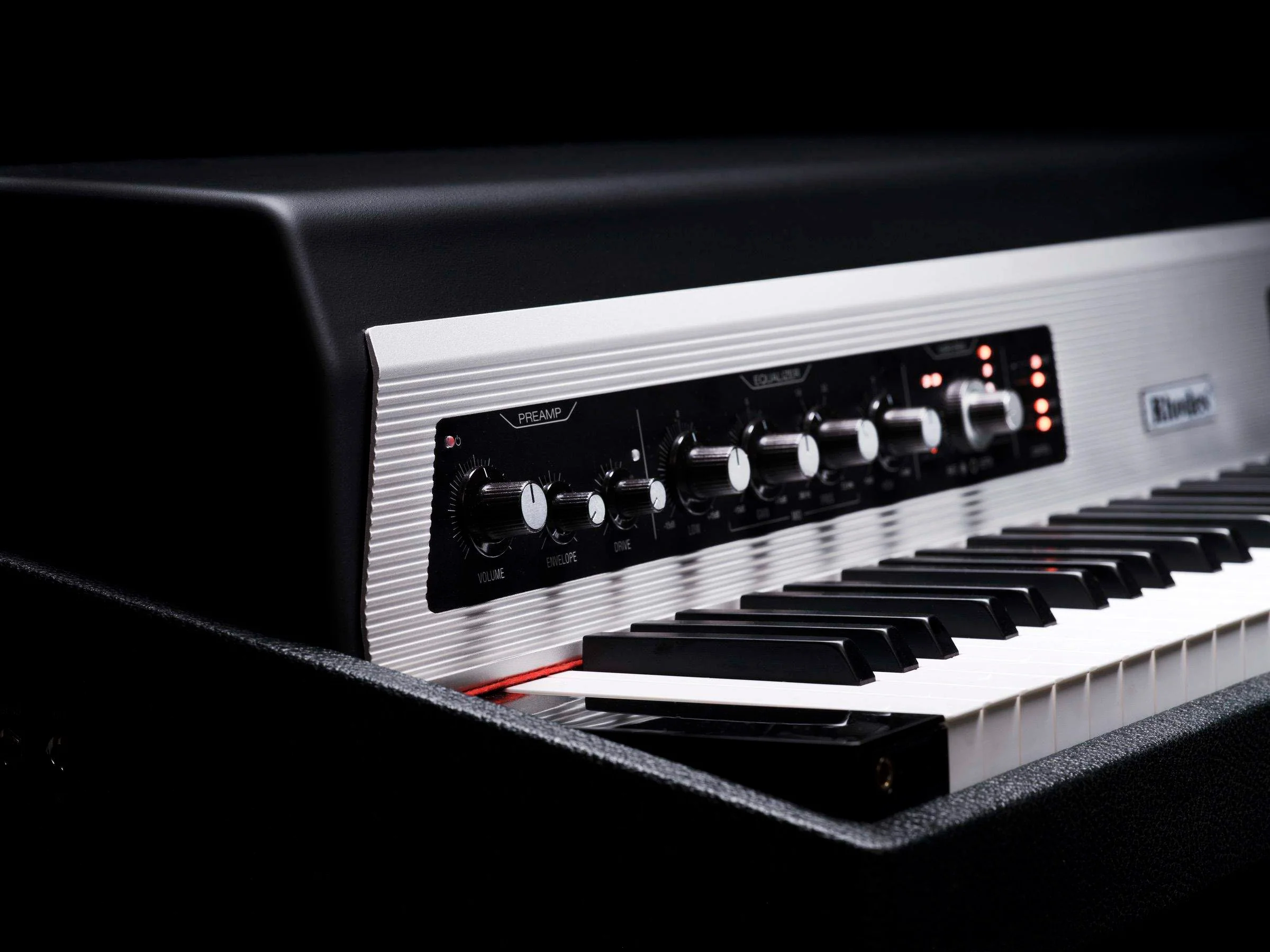 Rhodes Mk8 - Image 15