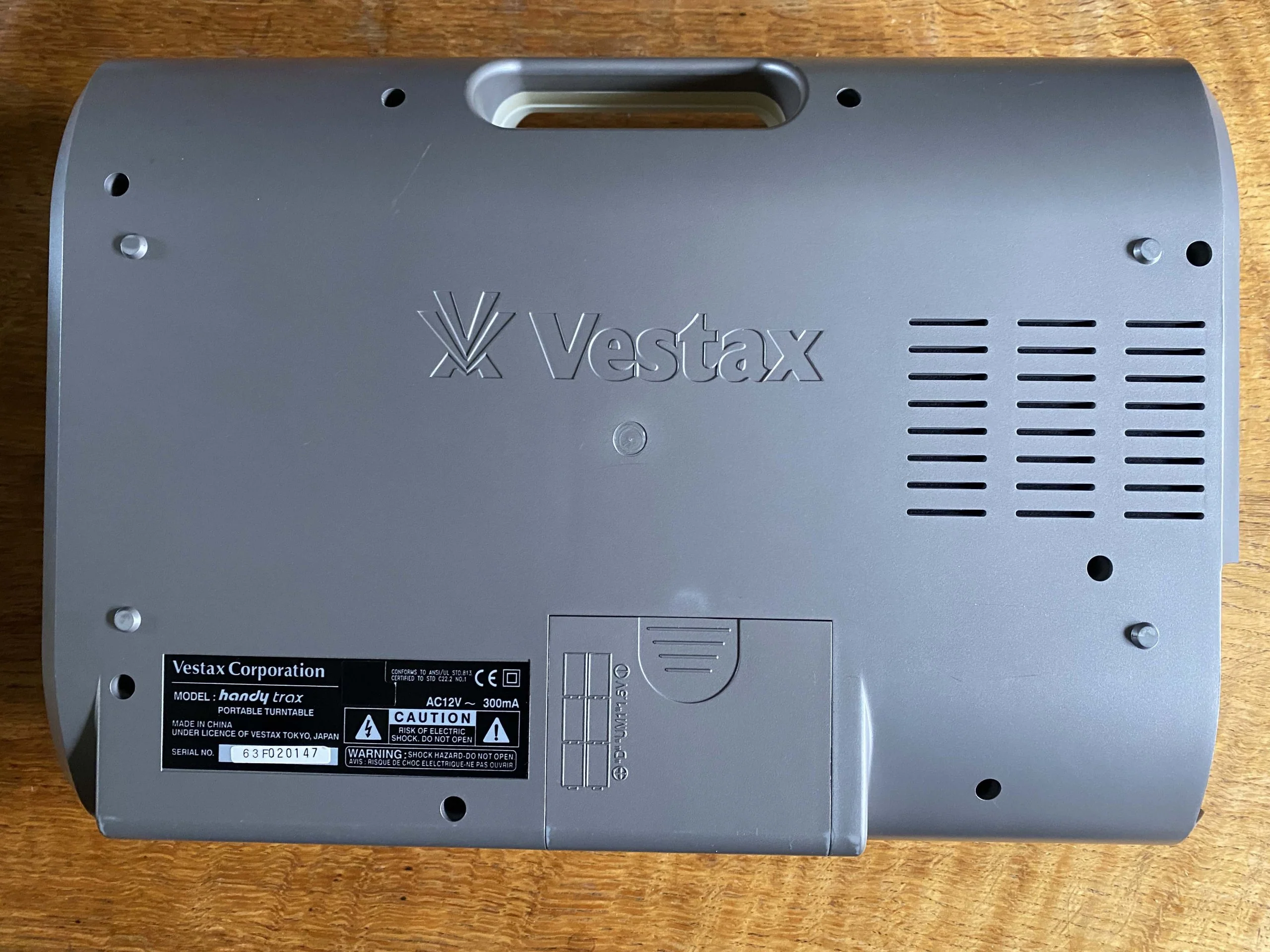 Toy Store: Vestax Handy Trax Portable Turntable - Image 6