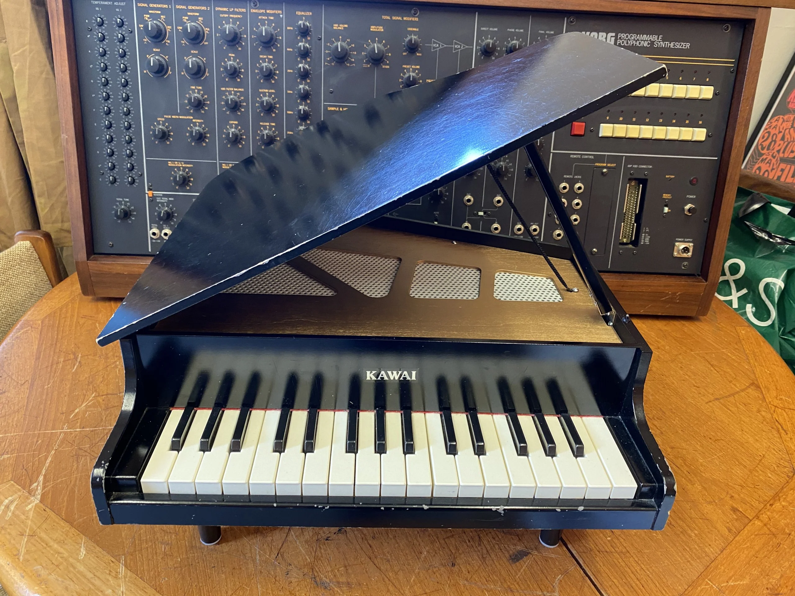 Toy Store: Kawai Toy Grand Piano - Image 2