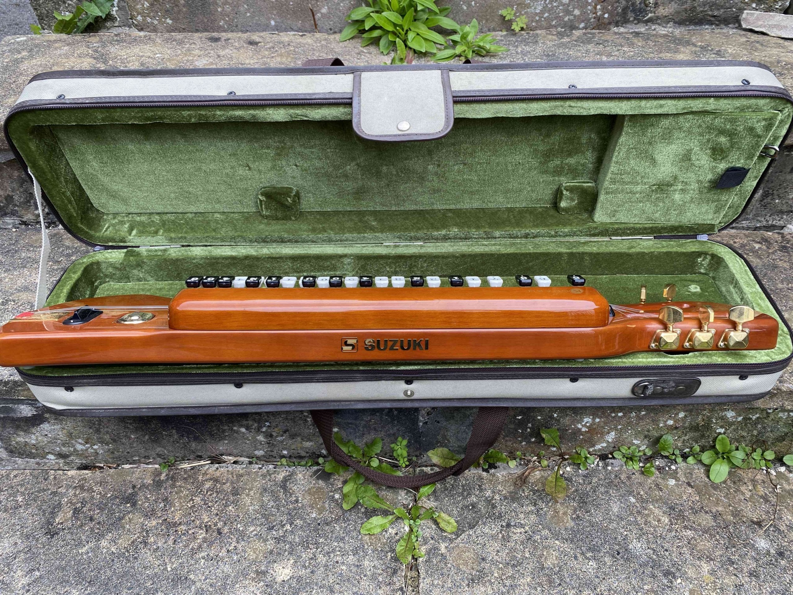 Toy Store: Suzuki Kohaku CHK-1 Soprano Electric Taishogoto (Copy) - Image 6