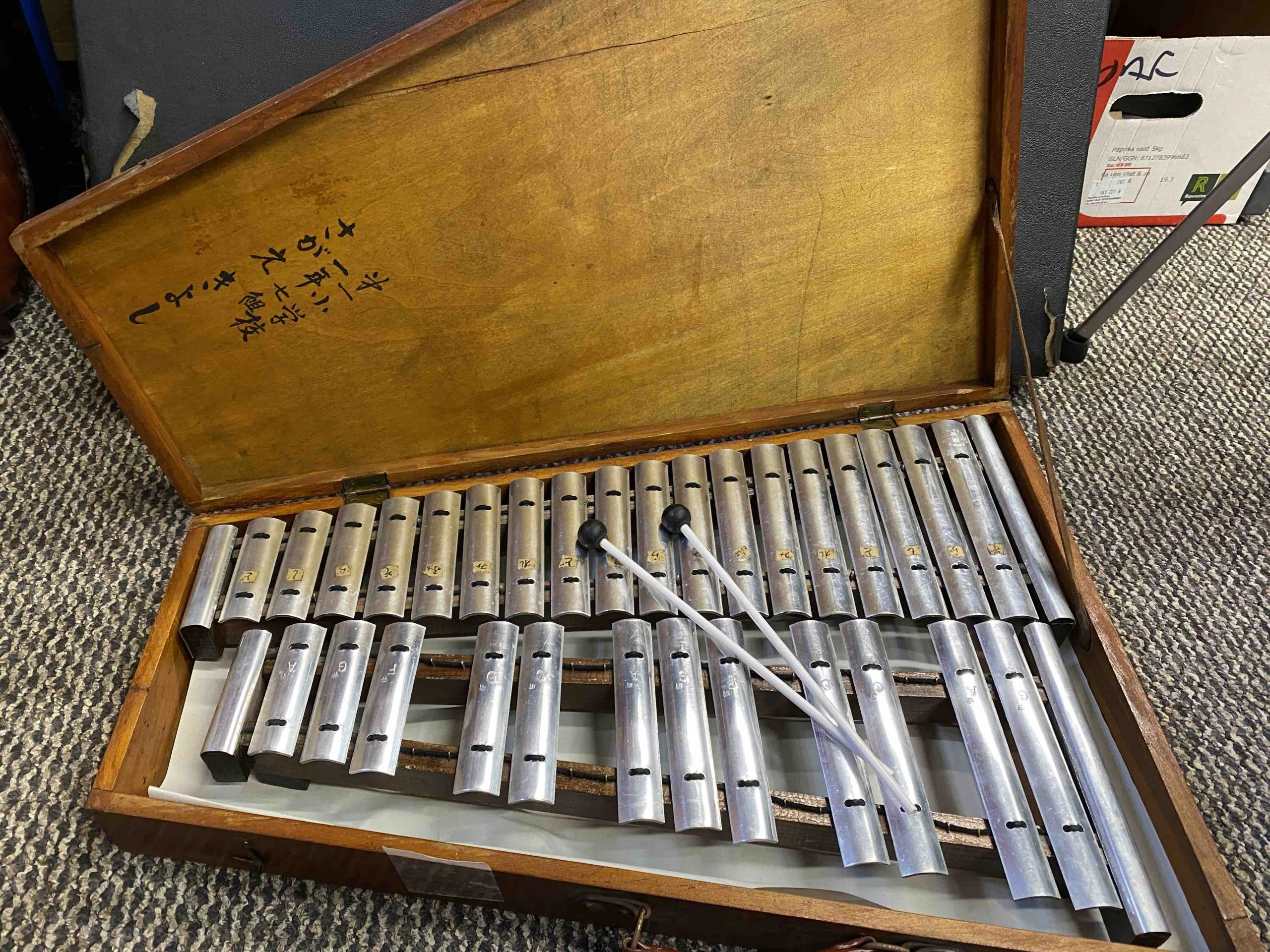 Toy Store: Wooden Cased Vintage Glockenspiel (Xylophone) - Image 4
