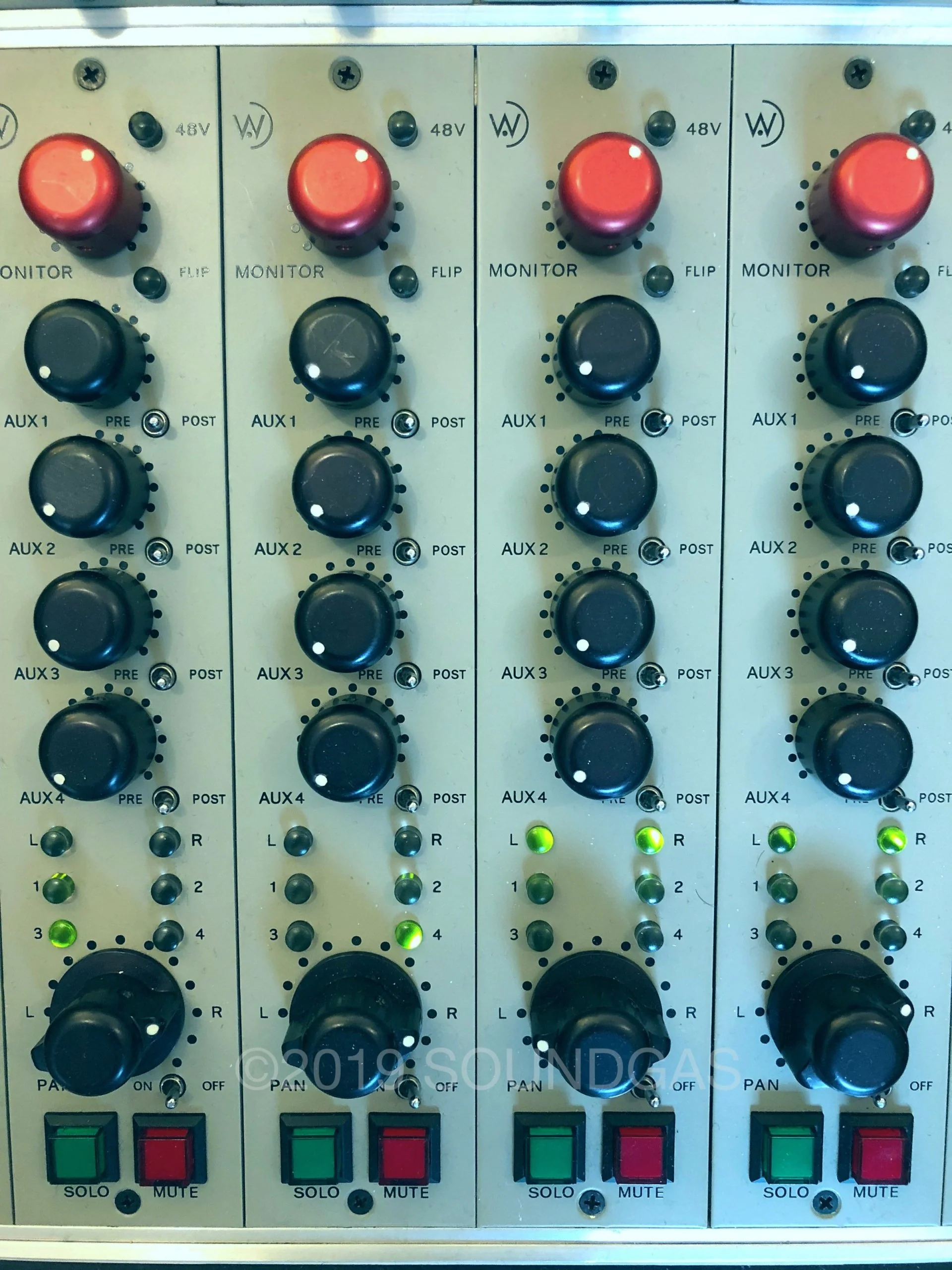 Wunder Audio Wunderbar 24 Channel Console - Image 5