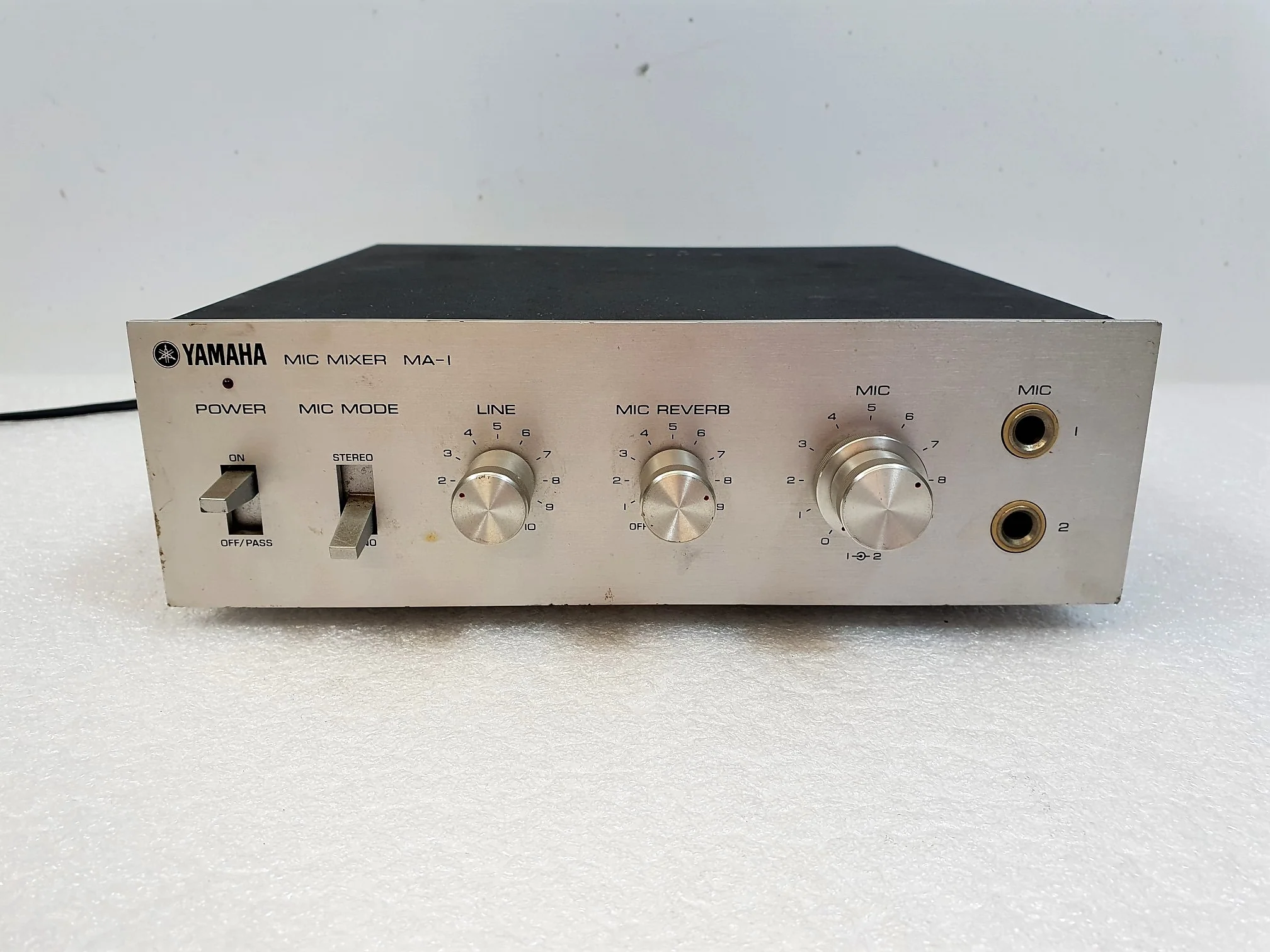 Yamaha Mic Mixer MA-1